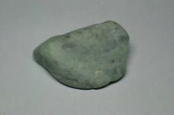 糸魚川産　翡翠原石