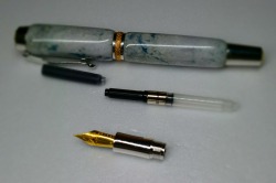 糸魚川産　高級　万年筆　兼用　ボールペン