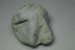 糸魚川産　翡翠原石　