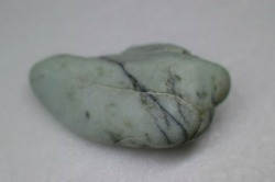 糸魚川産　翡翠原石　