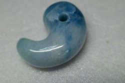 糸魚川産　勾玉 32mm