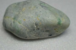 糸魚川産　翡翠原石