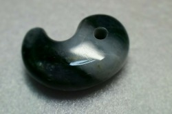 糸魚川産　勾玉  31mm
