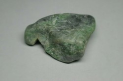 糸魚川産　翡翠原石