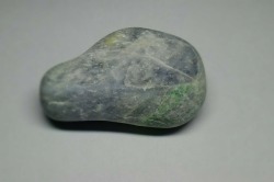 糸魚川産　翡翠原石