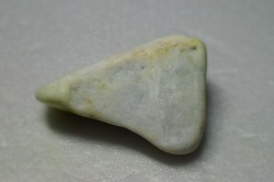糸魚川産　翡翠原石