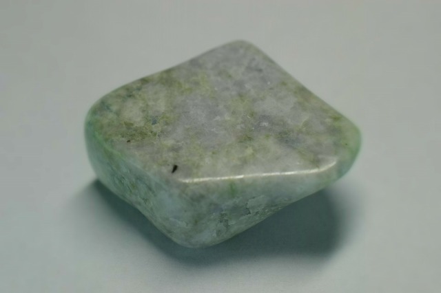 糸魚川産 翡翠原石