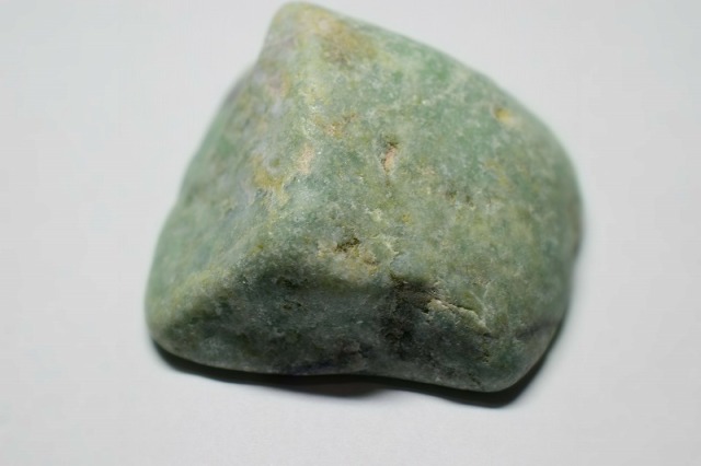 糸魚川産 翡翠原石