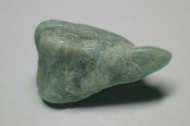 糸魚川産 翡翠原石