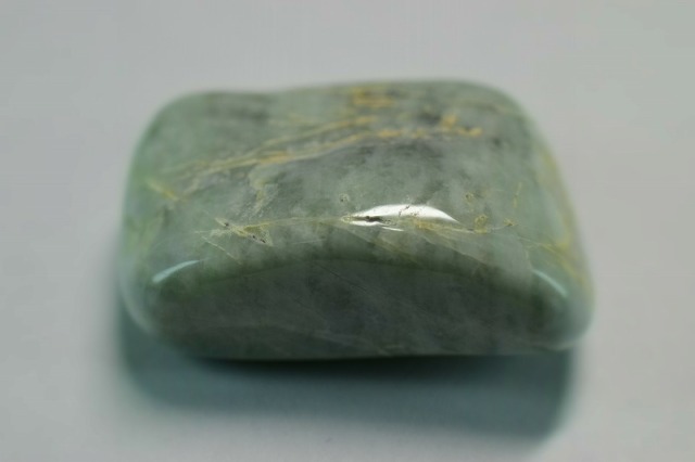 糸魚川産 翡翠原石