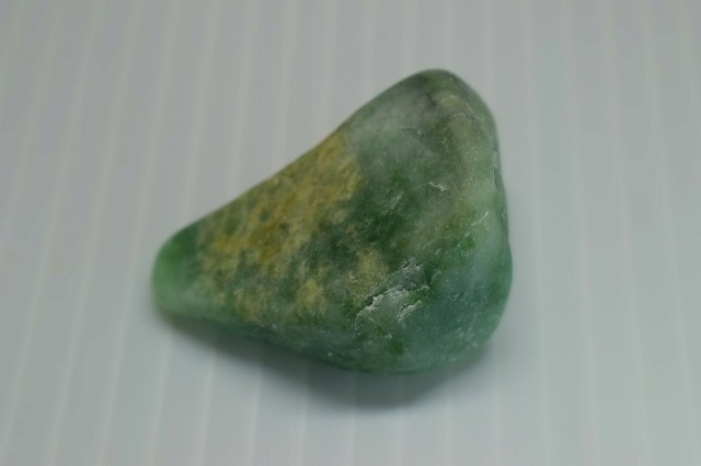 糸魚川産 翡翠原石