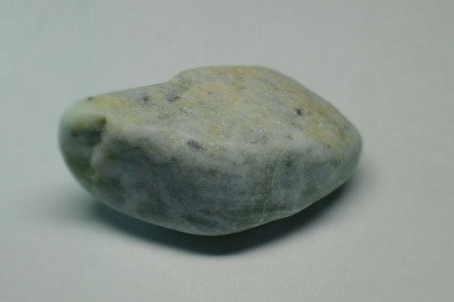 糸魚川産 翡翠原石