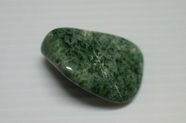 糸魚川産 翡翠原石