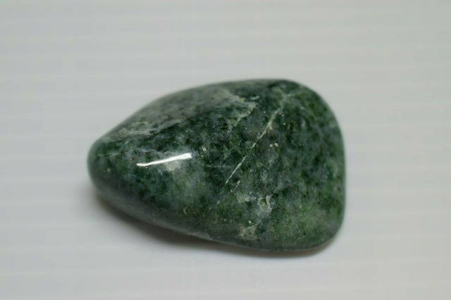 糸魚川産 翡翠原石