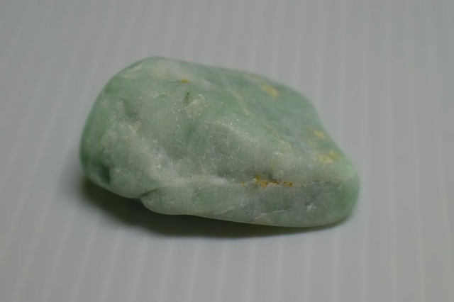 糸魚川産 翡翠原石