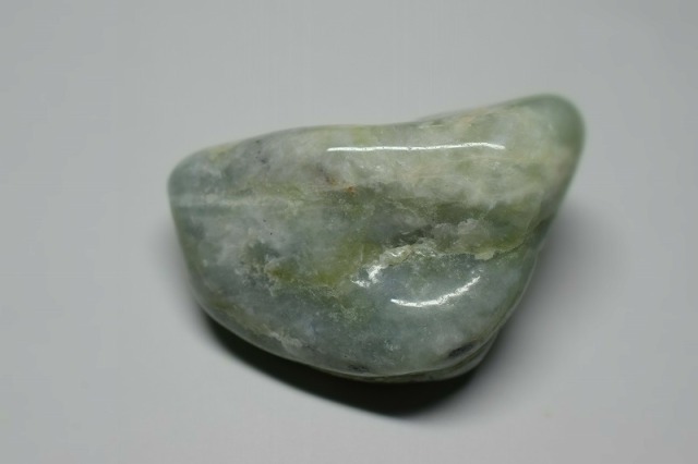 糸魚川産 翡翠原石
