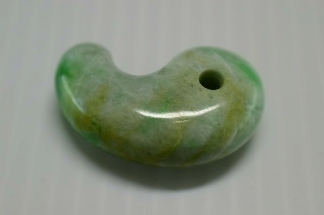 糸魚川産翡翠 勾玉 31mm