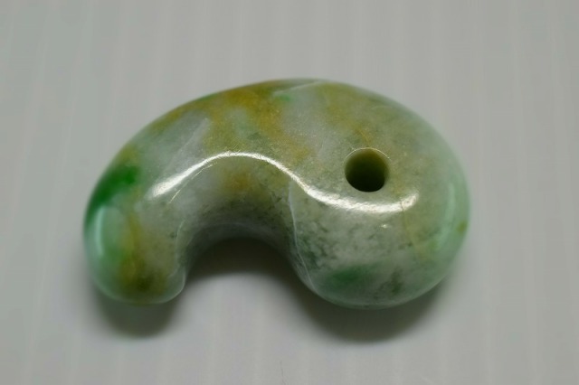 糸魚川産翡翠 勾玉 31mm
