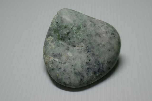 糸魚川産 翡翠原石