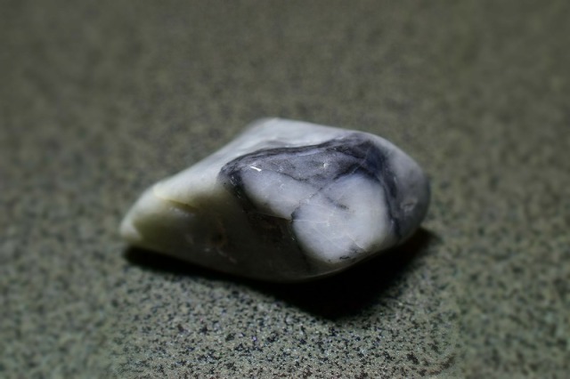 糸魚川産 翡翠原石