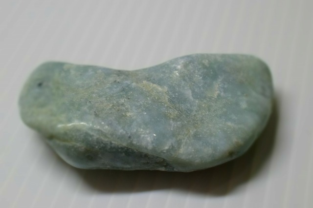 糸魚川産 翡翠原石