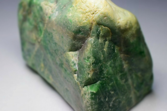 糸魚川産 翡翠 原石