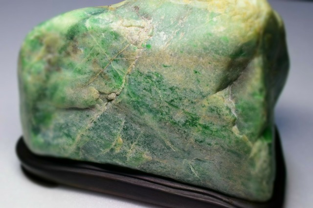 糸魚川産 翡翠 原石