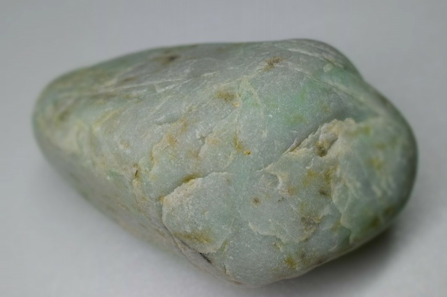 糸魚川産 翡翠原石 海石