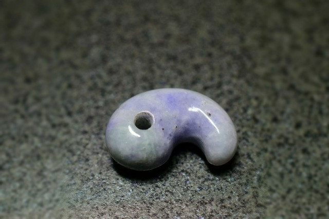 糸魚川産翡翠 勾玉 18mm