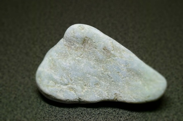 糸魚川産 翡翠原石