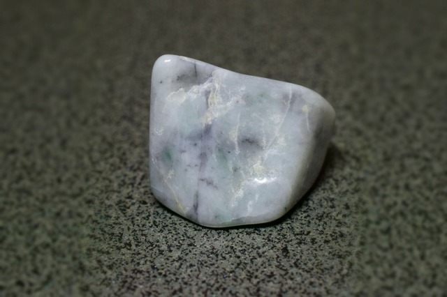 糸魚川産 翡翠原石