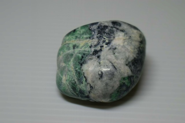 糸魚川産 翡翠原石