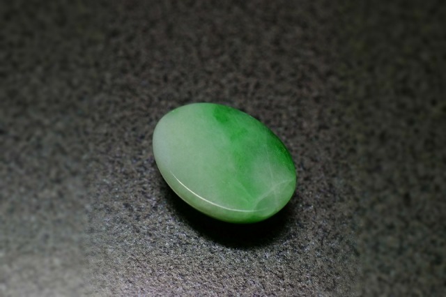 糸魚川産 本翡翠 ルース