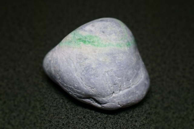 糸魚川産 翡翠原石