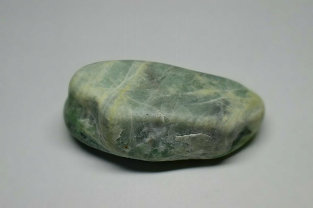 糸魚川産 翡翠原石