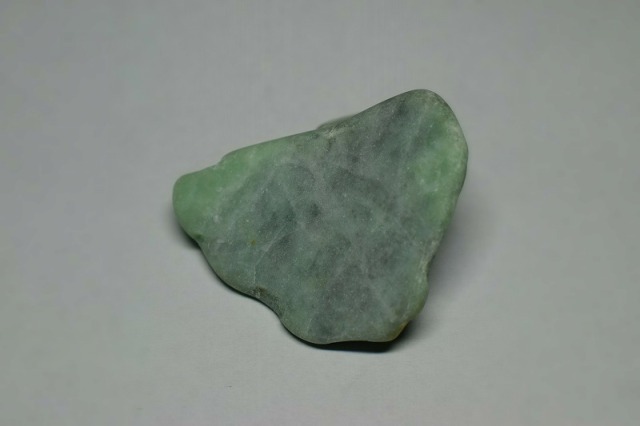 糸魚川産 翡翠原石