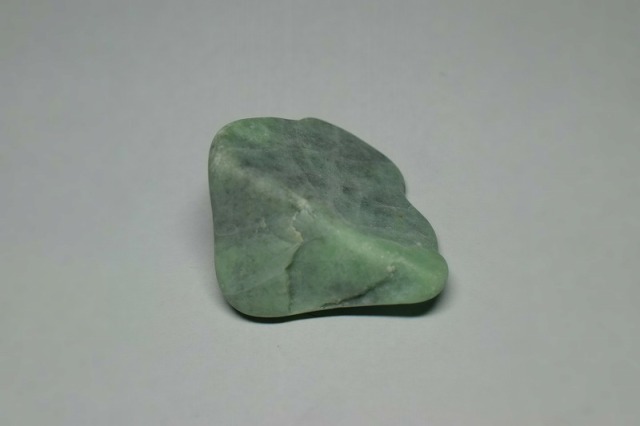 糸魚川産 翡翠原石
