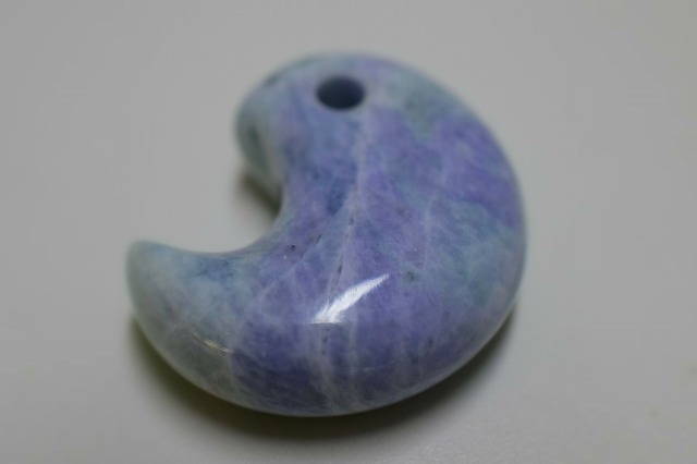 古墳期 紫色 翡翠製 勾玉① 専用です)古墳期 紫色 翡翠製 勾玉②