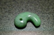 糸魚川産翡翠　勾玉　21mm