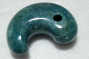 糸魚川産　勾玉