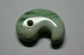 天然石　勾玉　32mm