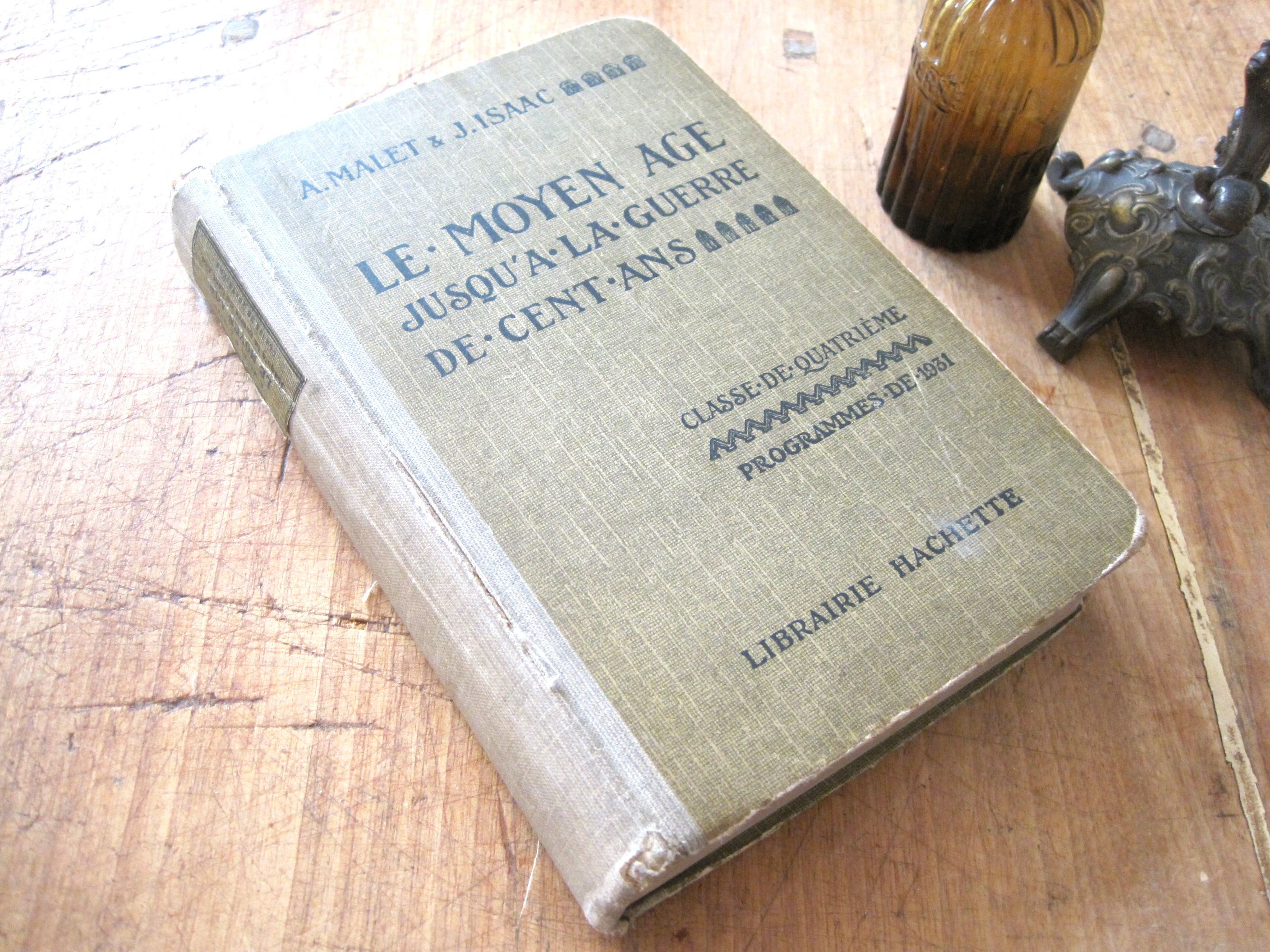 フランスアンティーク　LE MOYEN AGE-JUSQU'A　LA GUERRE DE CENT ANS　中世　１００年戦争まで １９３２年
