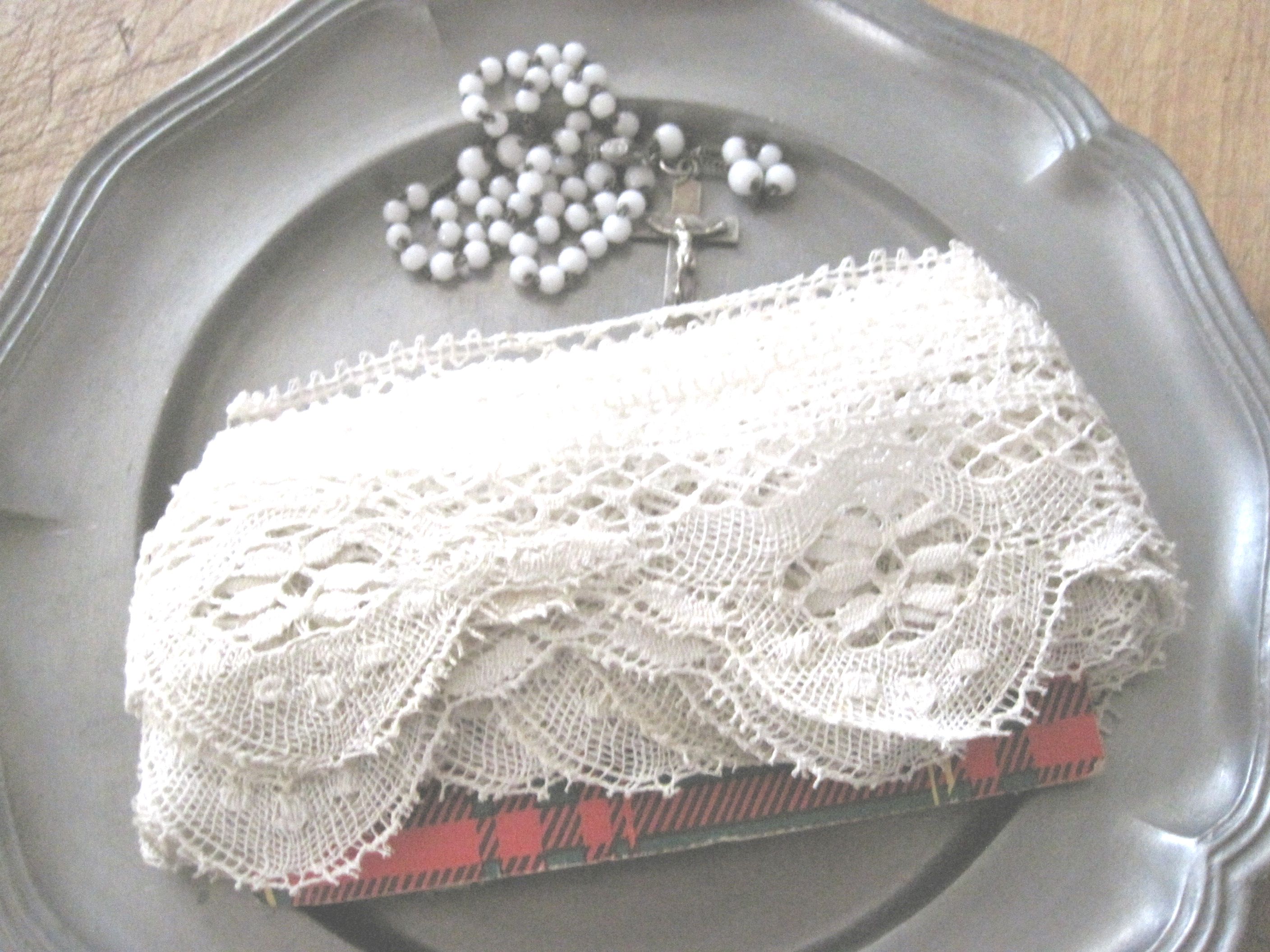 フランスアンティーク　トーションボビンレーステープ　カット売り