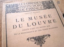 フランスアンティーク　LE MUSEE DU LOUVRE　　ルーブル美術館解説書　１９２３年