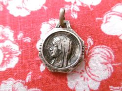 フランスアンティーク　聖母マリアメダイ　オクトゴナル
