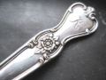 イギリスアンティーク　モノグラム入りシルバープレートスプーン　K