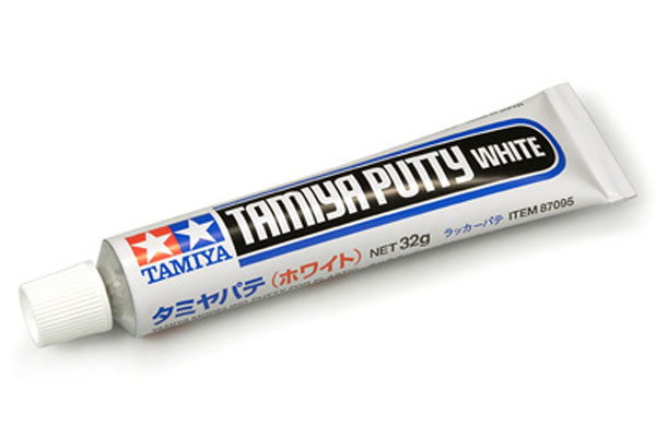タミヤ　パテ（ホワイト）