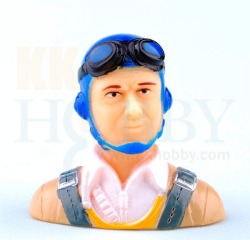 パイロット人形 33 (高さ38mm)