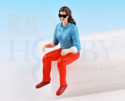 パイロット人形 73 (高さ64mm)