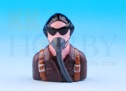 パイロット人形 45 (高さ38mm)